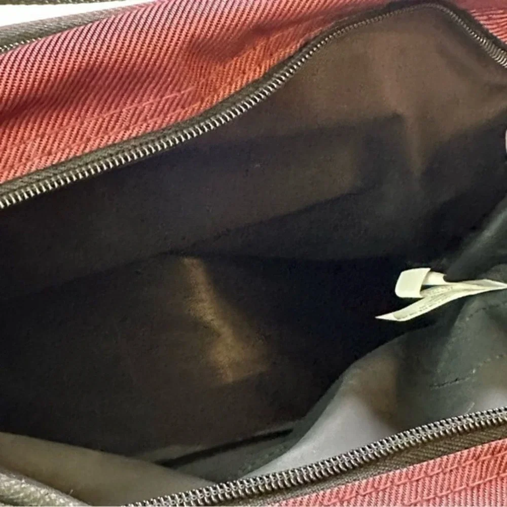 TAG Travel Bag Burgundy‎ Nylon Carry On Weekend Duffel Bag